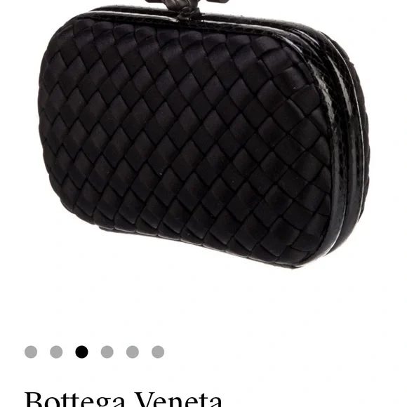 COPY - Bottega Veneta Intrecciato Knot Clutch with Snakeskin Trim - Picture 7 of 10